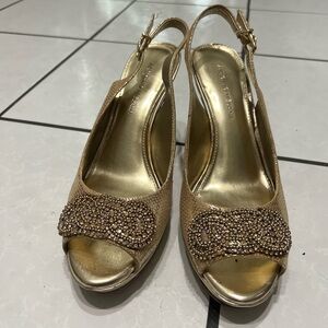 ANTONIO MELANI Gold Slingback Heels